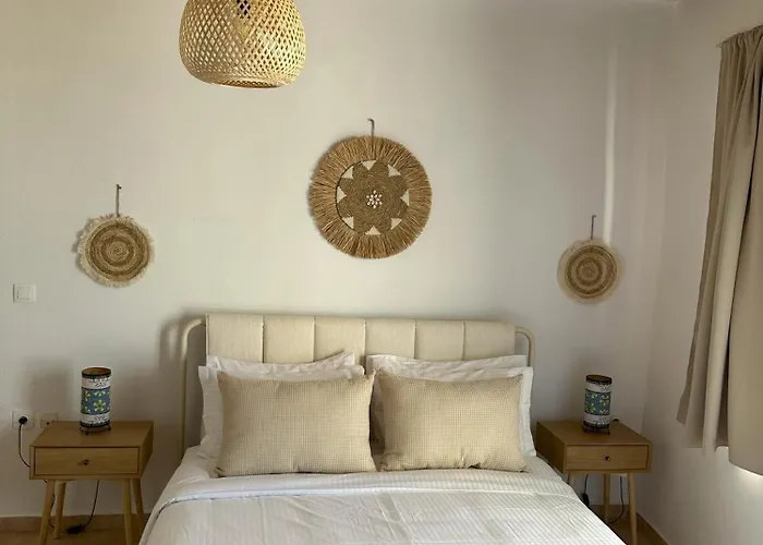 Nesa Paros Апартаменты