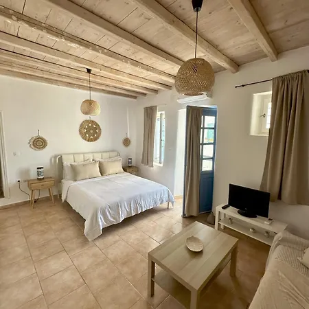 Nesa Paros Apartament