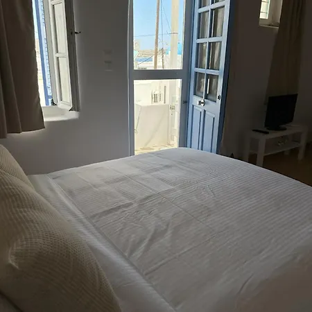 Apartament Nesa Paros