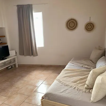 Apartament Nesa Paros *