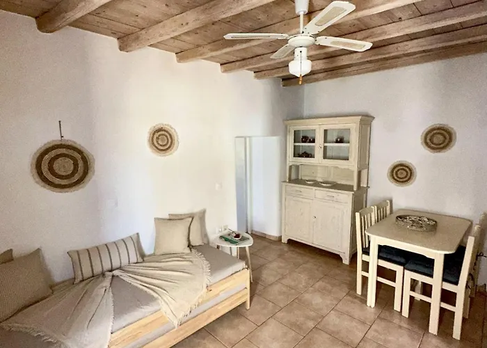 Apartamento Nesa Paros